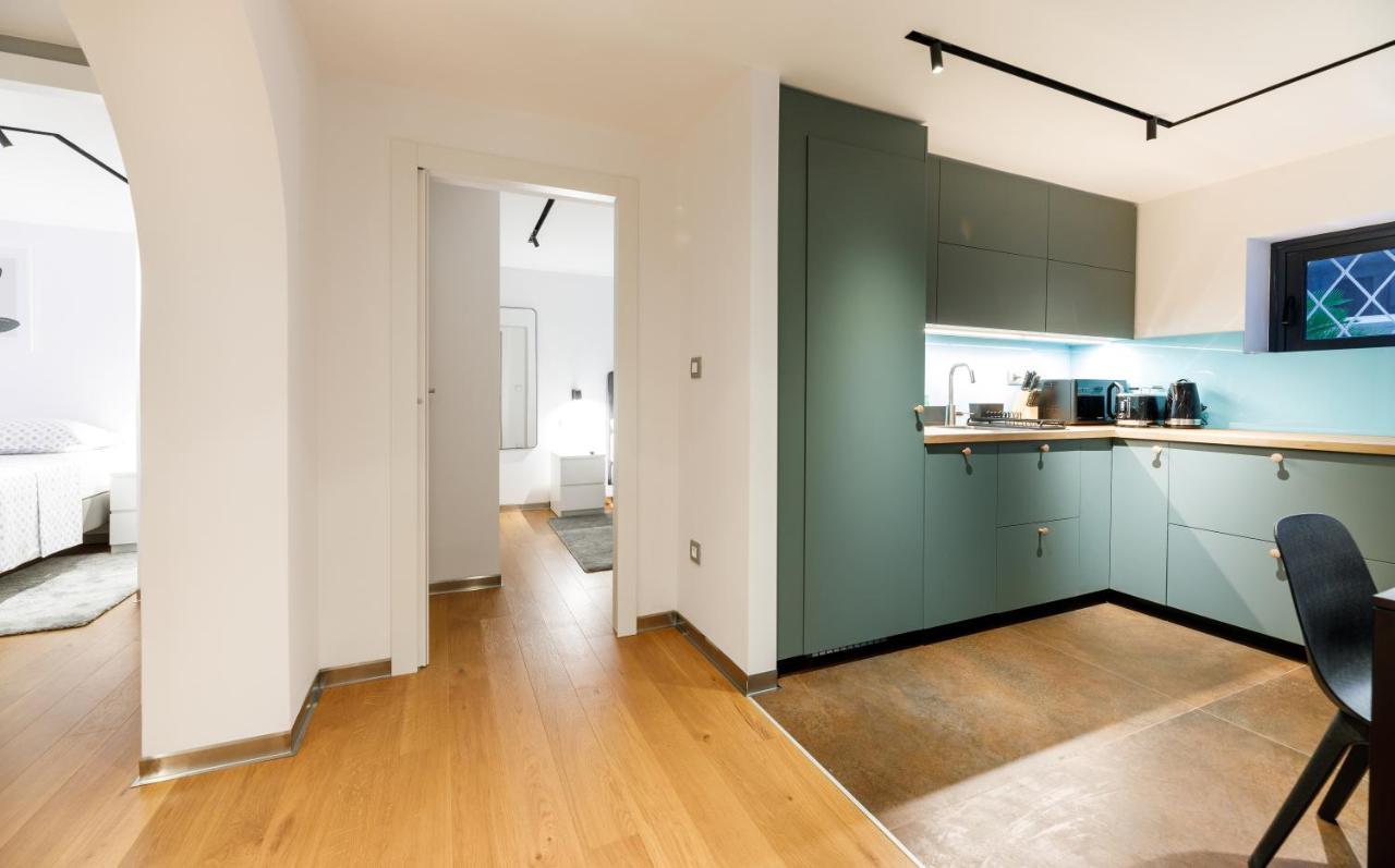 Stylish City Apartment Спліт Екстер'єр фото