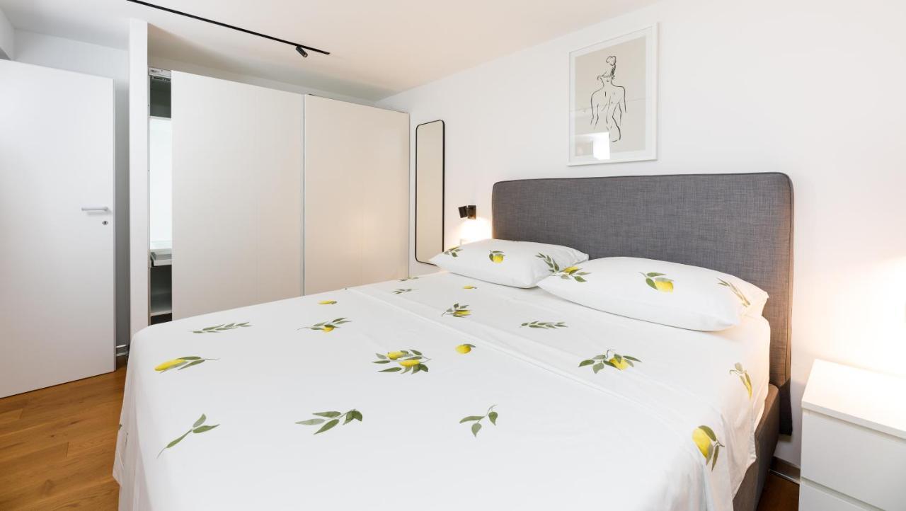 Stylish City Apartment Спліт Екстер'єр фото